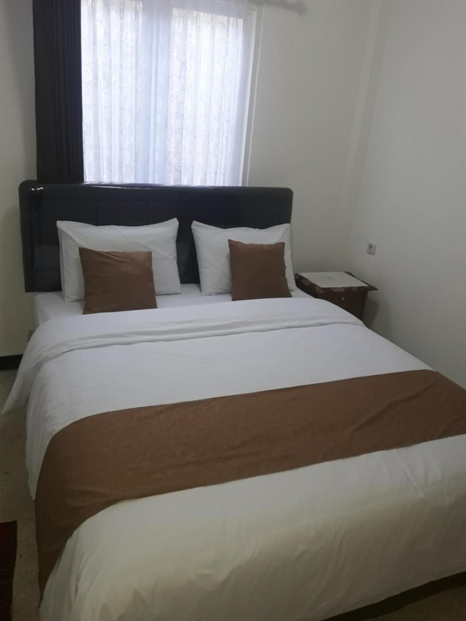 Hotel Menara Маланг Экстерьер фото