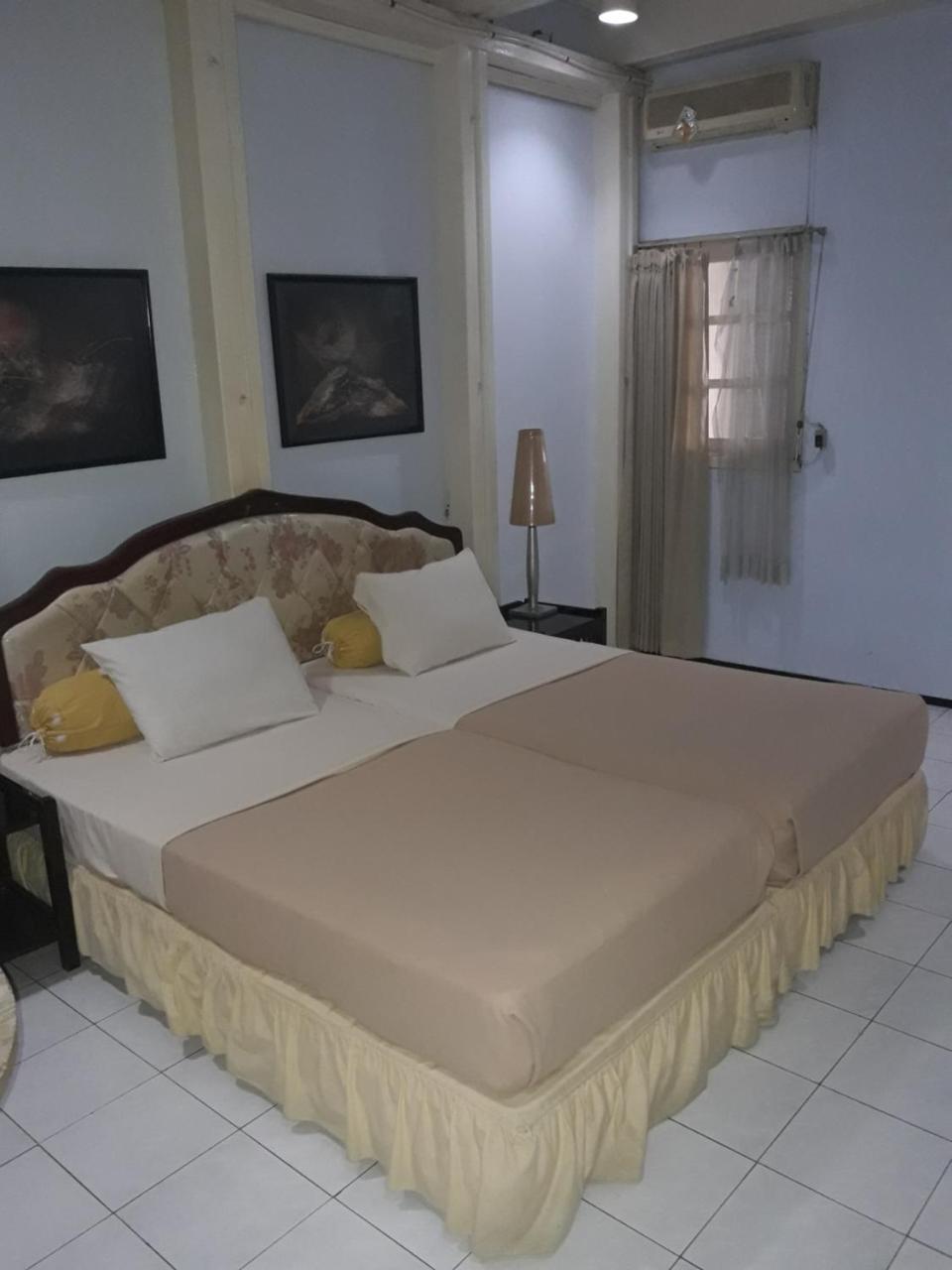Hotel Menara Маланг Экстерьер фото